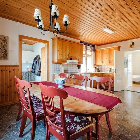 Villa Lind B&B Ingatorp ภายนอก รูปภาพ